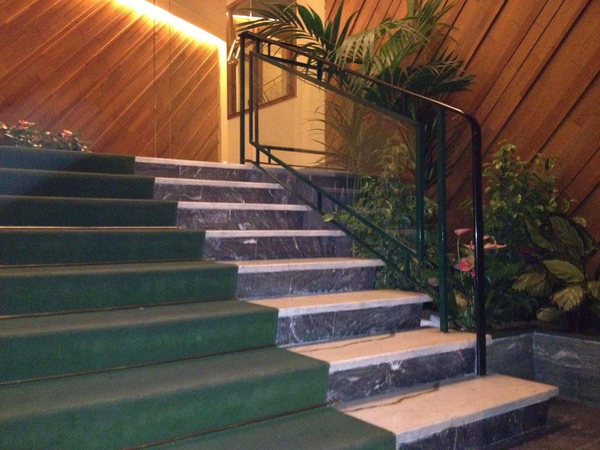 Bed and Breakfast Living à Rome Extérieur photo